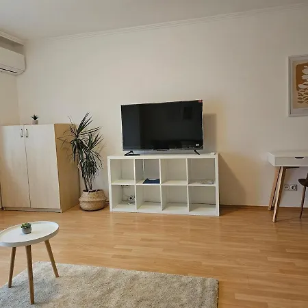 아파트 Petibo - Grove - Free Parking In Garage 부다페스트