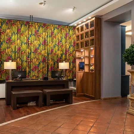 Otel Mamaison Izabella 4*