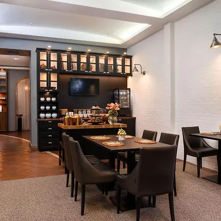 Otel Mamaison Izabella Budapeşte