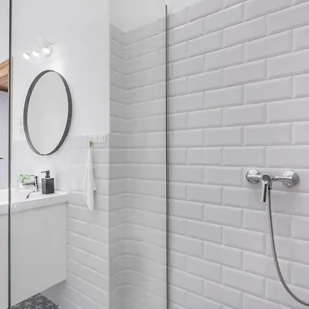 Very - Large Ac Apartment *