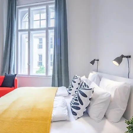 Very - Large Ac Apartment *