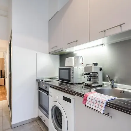 Robinia Downtown Apartment *