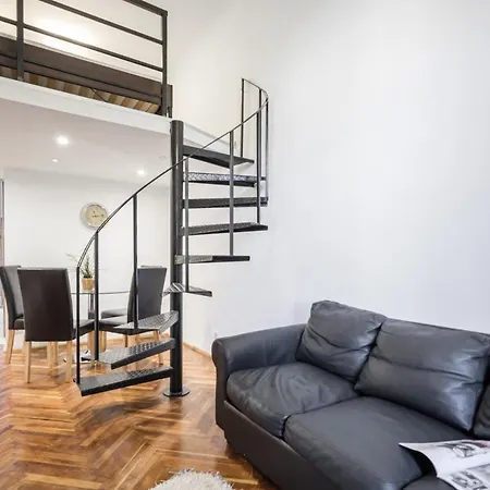 Apartment Robinia Downtown *