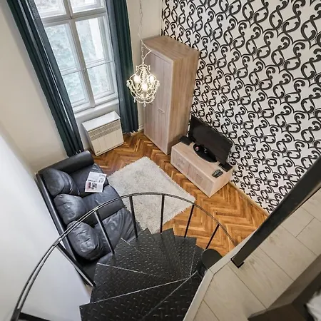Robinia Downtown Apartment Budapest
