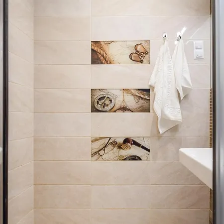 Apartment Robinia Downtown