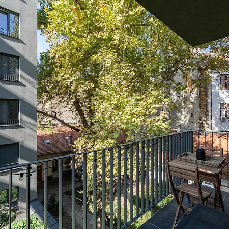 Fiumei Essence Apartment