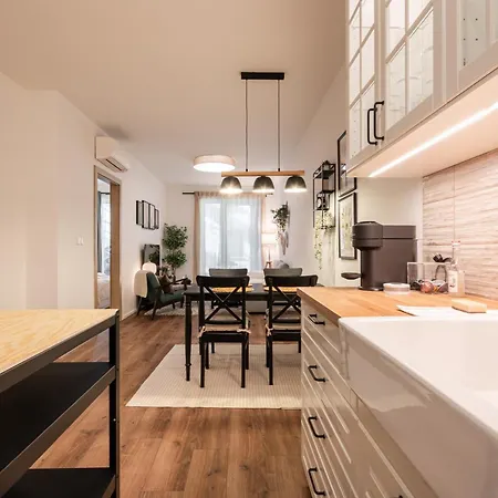 Apartment Fiumei Essence *