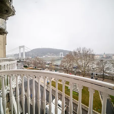 Lägenhet Grand Danube Budapest