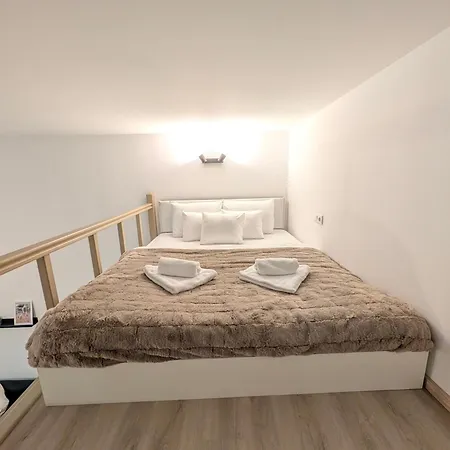 Rumbach 1 Apartment