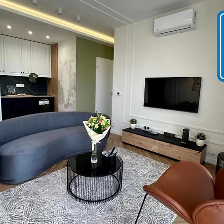 Apartment Orangehomes Sunny & Modern 2br Penthouse With Ac & Terrace