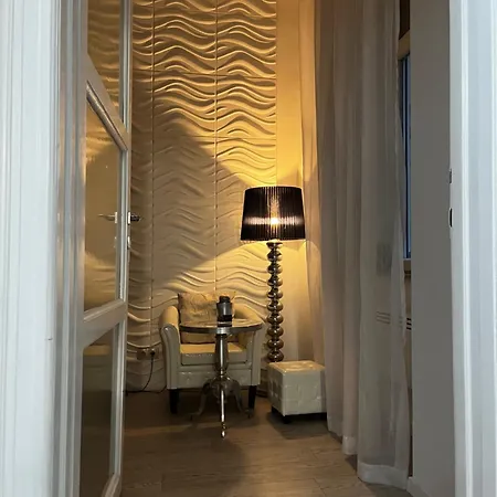 Apartment White Luxury Budapest