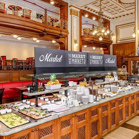 Novotel Centrum Szálloda 4*