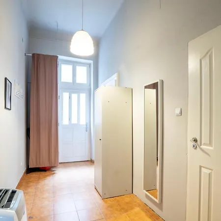 Apartment Bellevue Wesselenyi 56