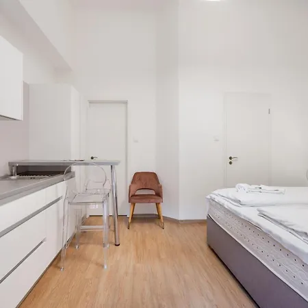 Apartment Tcb Regi *
