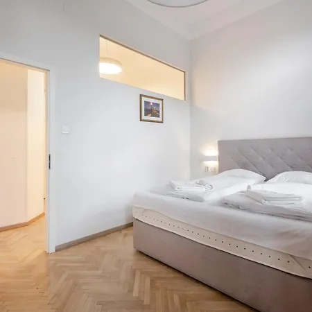 Apartment Tcb Regi