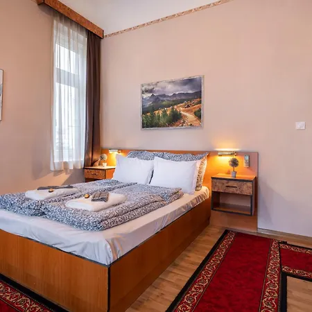 Kristal Gellert Hill Hotel *
