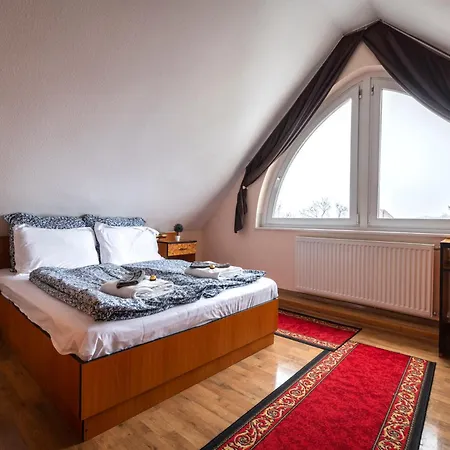 Kristal Gellert Hill Hotel