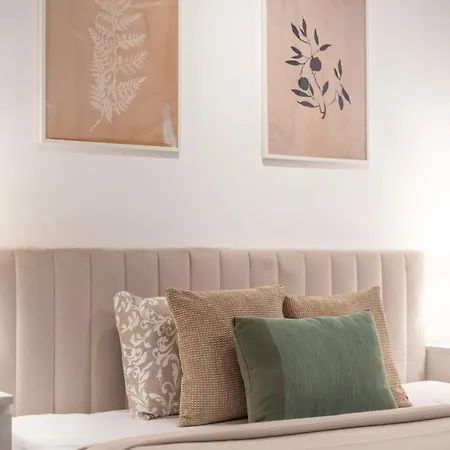 Apartment Deluxe Danube Center Next To The Fashion St' *