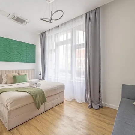 Apartment Deluxe Danube Center Next To The Fashion St'