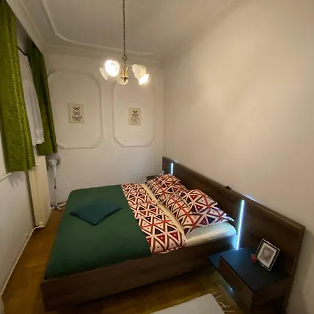 Apartment Heart Of The 2 Bedrooms, Living Rooms, Bathrooms, With Ac