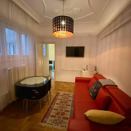 Heart Of The 2 Bedrooms, Living Rooms, Bathrooms, With Ac