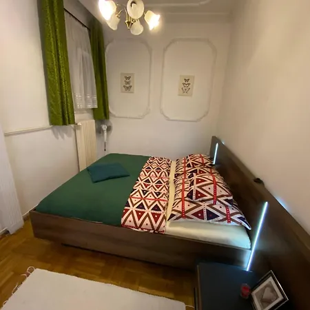 Heart Of The 2 Bedrooms, Living Rooms, Bathrooms, With Ac
