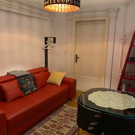 Heart Of The 2 Bedrooms, Living Rooms, Bathrooms, With Ac *