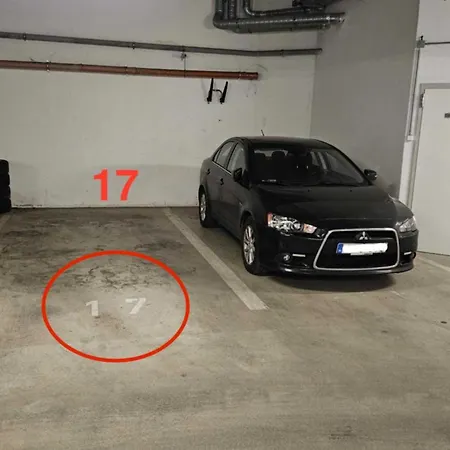 Bright Floor With Parking * Budapest