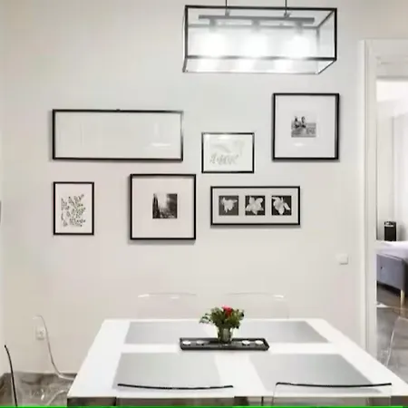 Grand Andrassy Boulevard Apartment *
