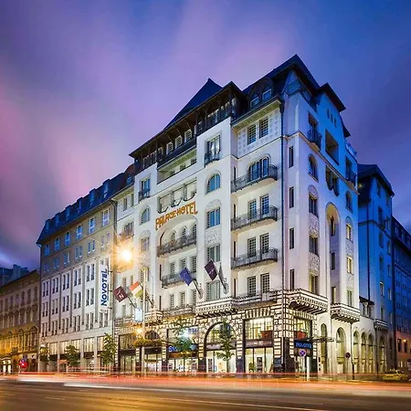 Novotel Centrum Szálloda
