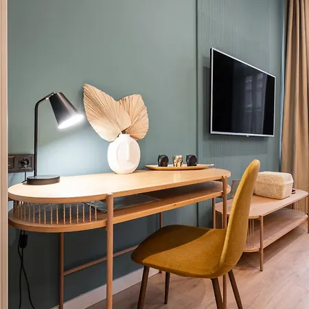 Apartment New Downtown Bliss - A Homelike Haven Budapest