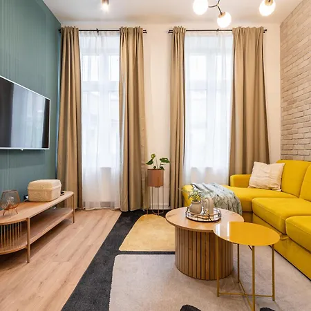 New Downtown Bliss - A Homelike Haven Budapest