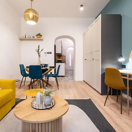 New Downtown Bliss - A Homelike Haven * Budapest