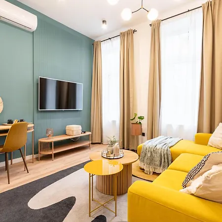 New Downtown Bliss - A Homelike Haven * Budapest