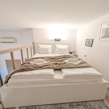 Apartment Rumbach 1