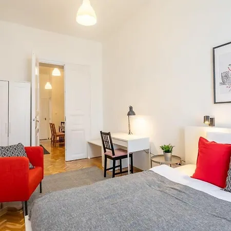 Excellent Location Magnificent Flat * Budapest