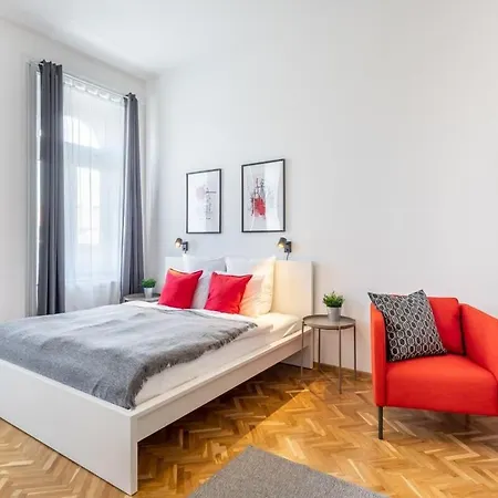 Apartment Excellent Location Magnificent Flat