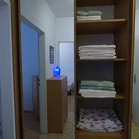 Bok - Modern 2br W Balcony, Free Indoor Parking! Apartment *