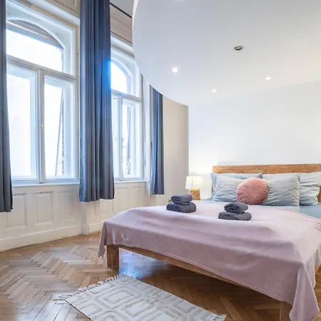 Apartment Cedar - Palace District Budapest
