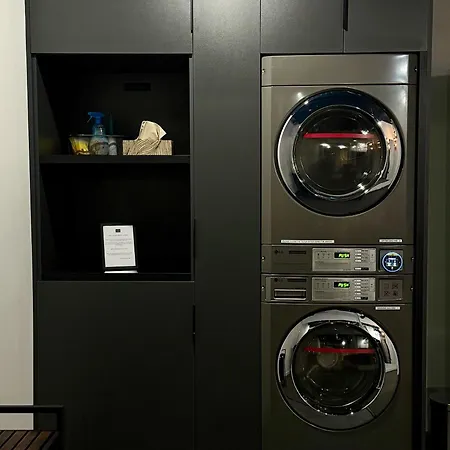 Collect Aparthotel