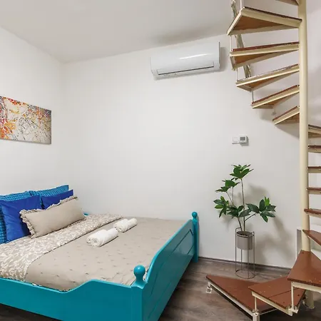Apartment Turquoise