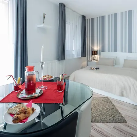Apartment Corvin By Vagabond