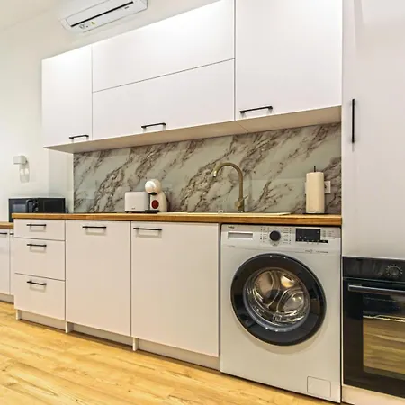 Pestvibe In Downtown With Ac Apartment
