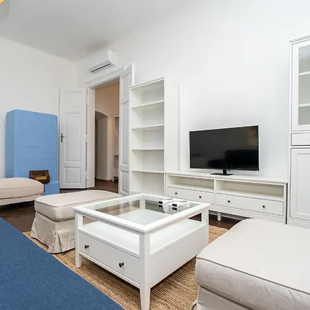 Apartment Gozsdu Court Szelenyi
