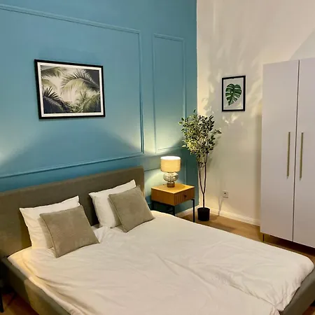 Little Heaven At Seventh Budapest