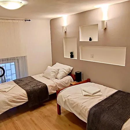 Alexander Guestrooms Apartment