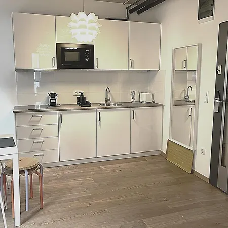 Vagabond Downtown Aparthotel 4*