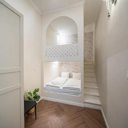 Apartment Wesselenyi Elegance *
