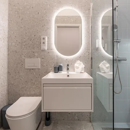 Apartamento Dob 70 - Boutique Apartments, Location By Bqa *