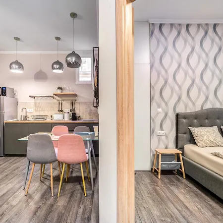 Apartment Akacfa-a13 Center 2 Bedroom